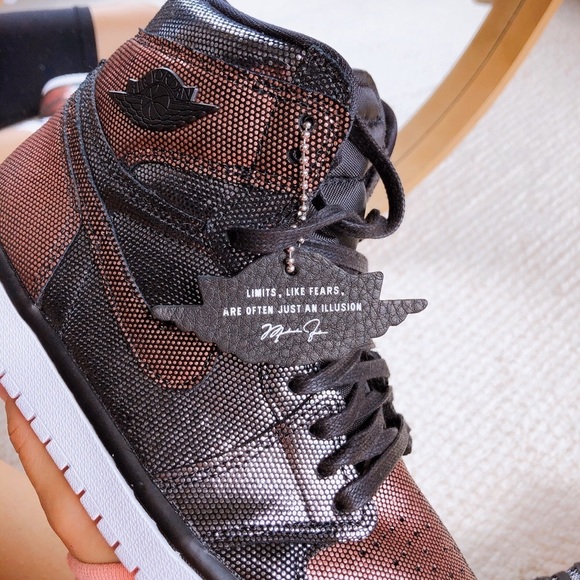 Air Jordan mid - Picture 8 of 16